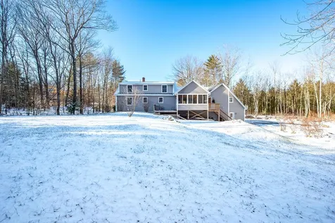 4 Beatrice Lane Newmarket NH 03857