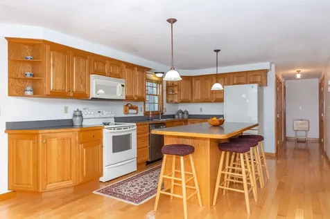 4 Beatrice Lane Newmarket NH 03857