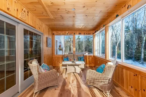 4 Beatrice Lane Newmarket NH 03857