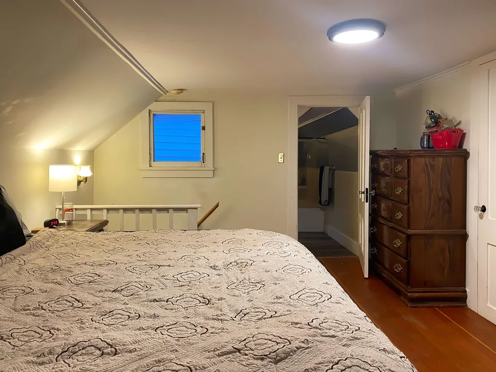 13 Canaan Street Canaan NH 03741
