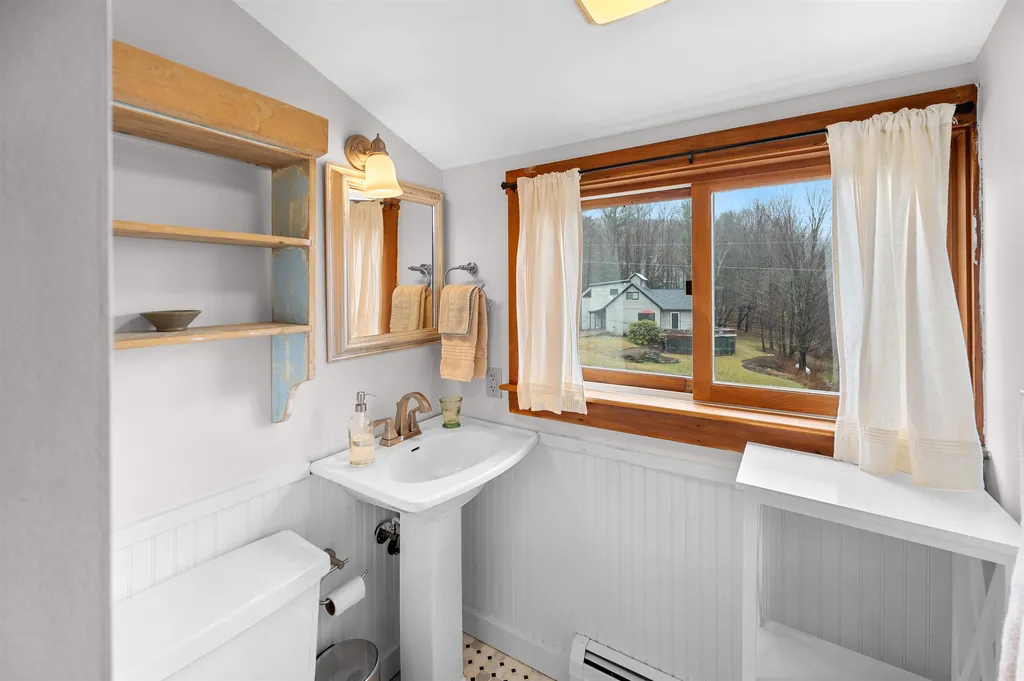 263 Carroll Road Fayston VT 05673