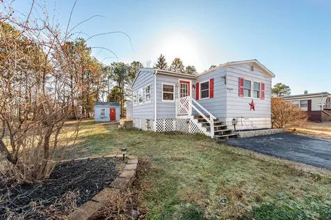 15 Country Lane Rochester NH 03867