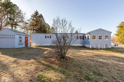 15 Country Lane Rochester NH 03867