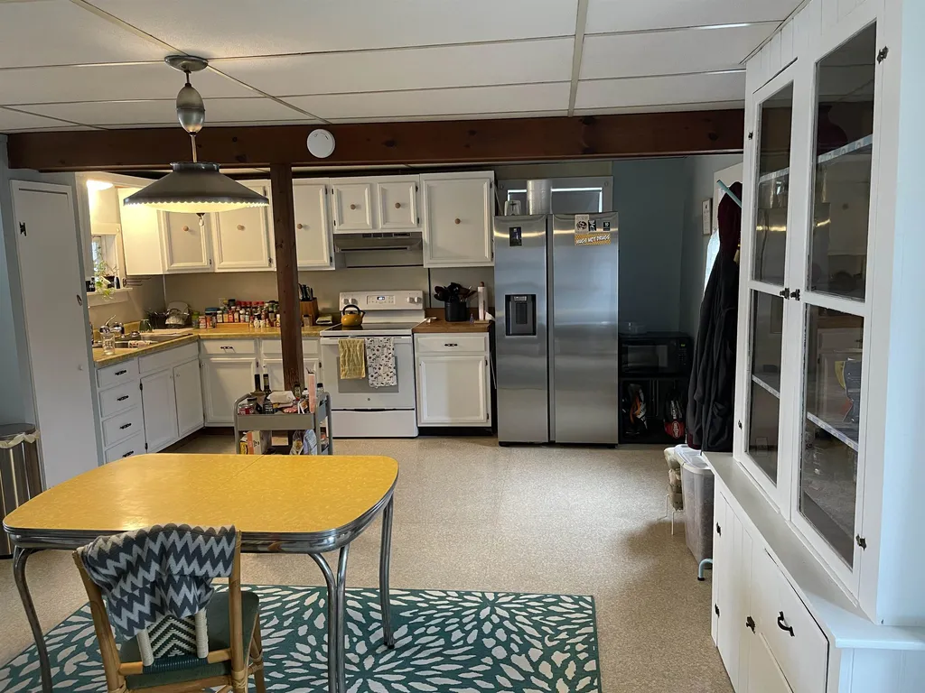 13 Maple Avenue Chelsea VT 05038