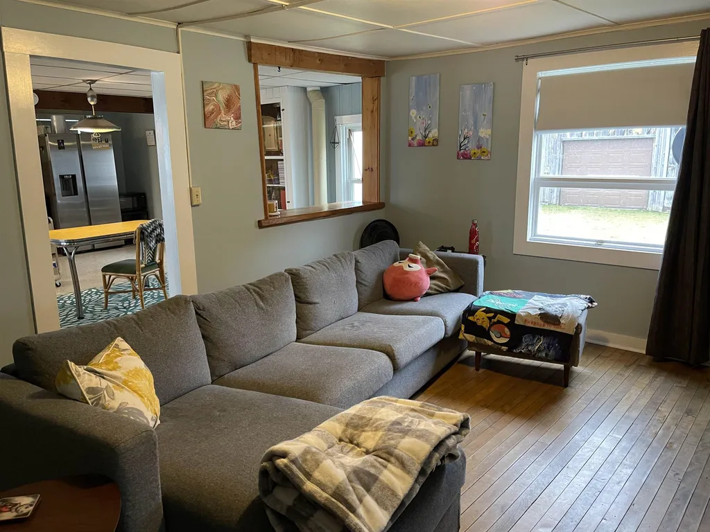 13 Maple Avenue Chelsea VT 05038