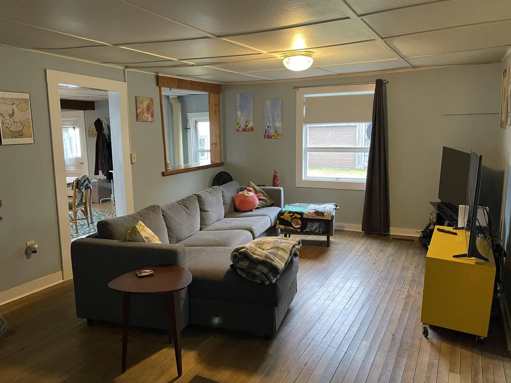 13 Maple Avenue Chelsea VT 05038