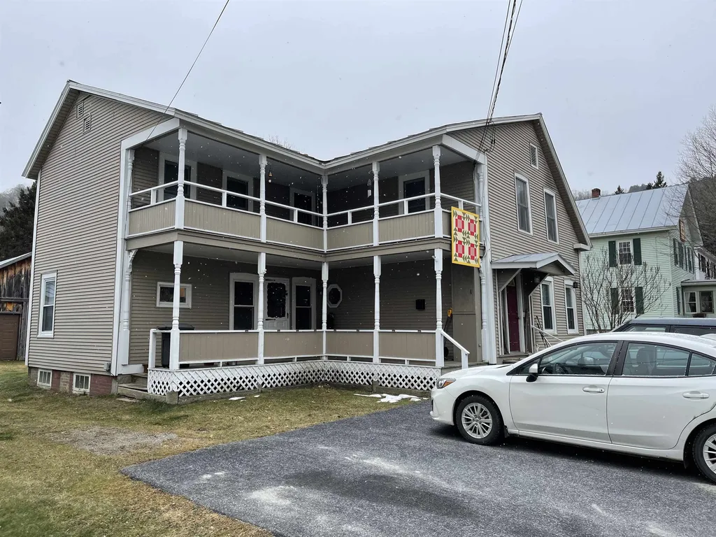 13 Maple Avenue Chelsea VT 05038