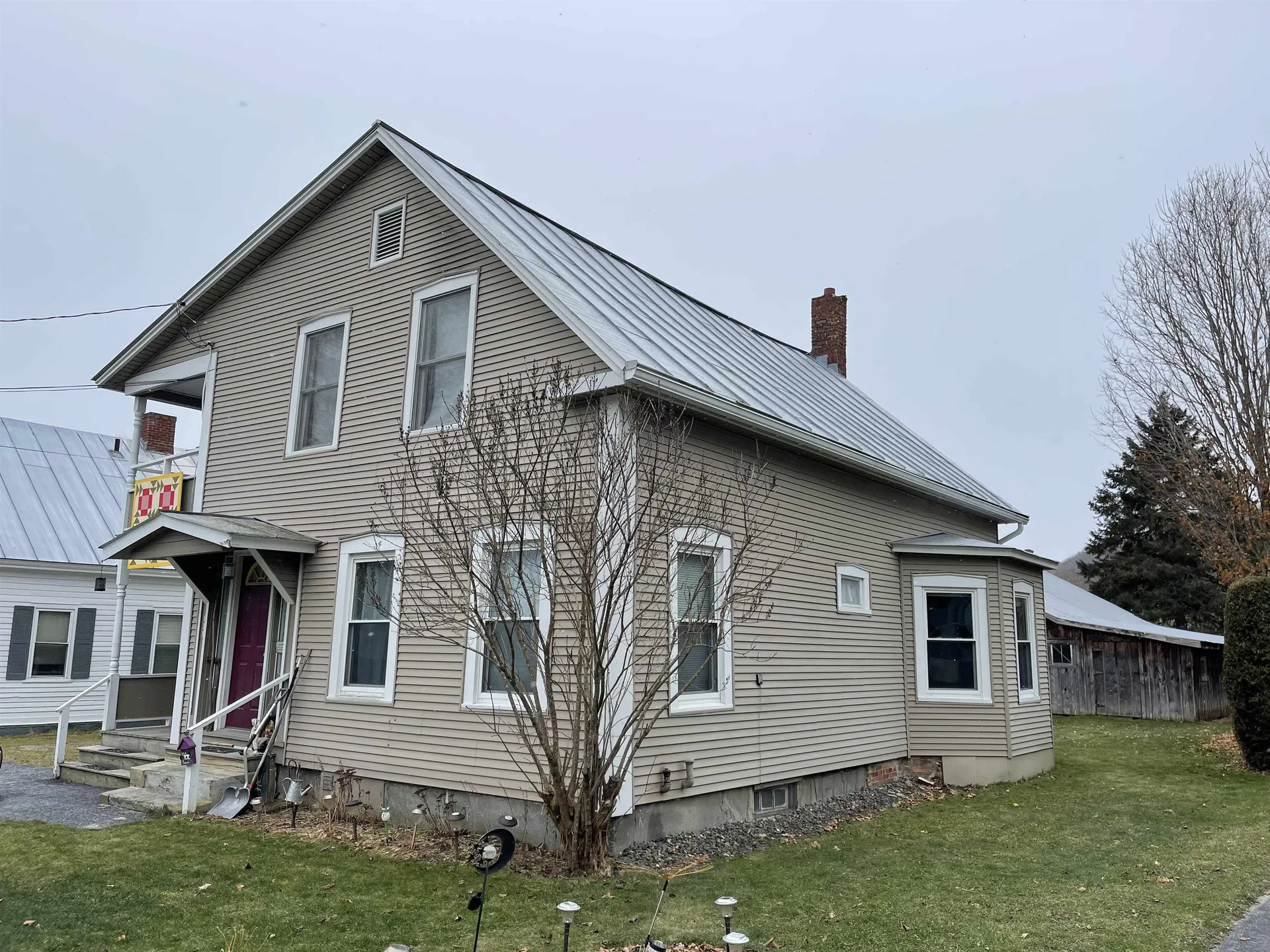 13 Maple Avenue Chelsea VT 05038