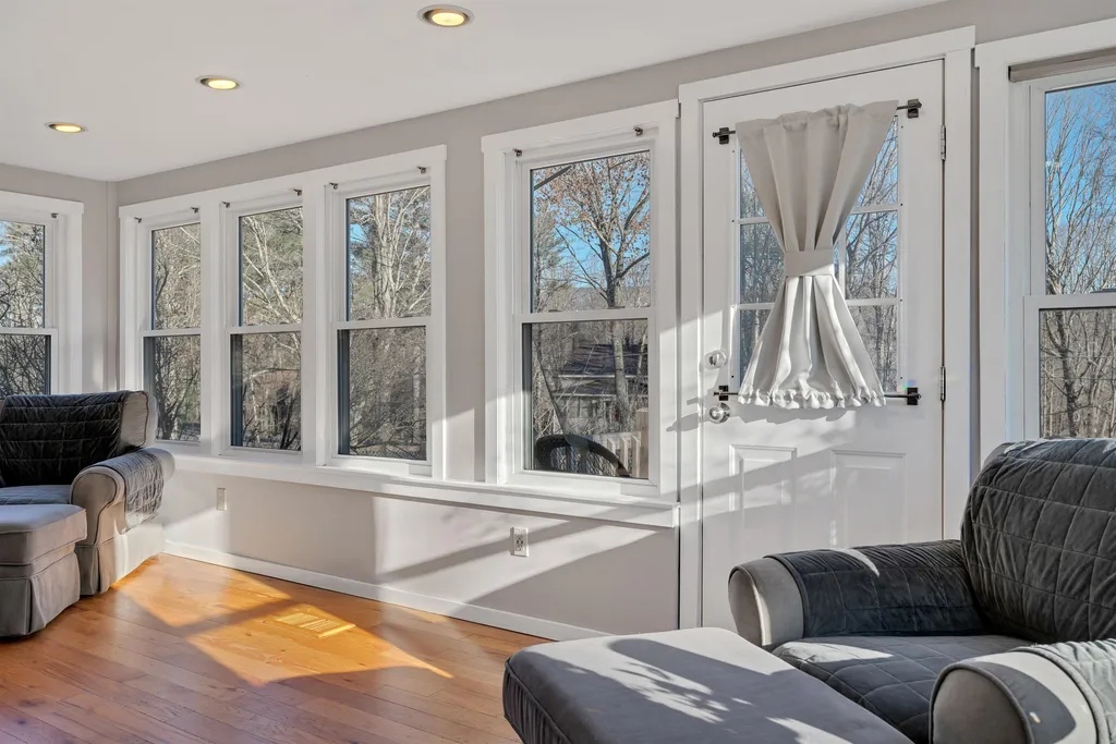 31 Sugar River Drive Claremont NH 03743