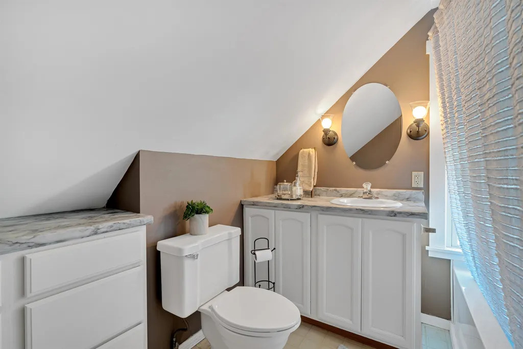 31 Sugar River Drive Claremont NH 03743