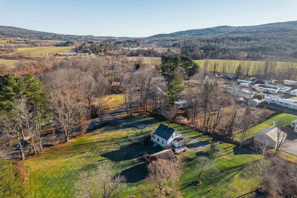31 Sugar River Drive Claremont NH 03743