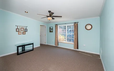78 Freedom Hill Road Hampstead NH 03841