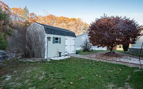 78 Freedom Hill Road Hampstead NH 03841