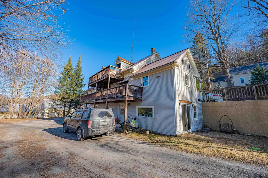 53 King Street Northfield VT 05663