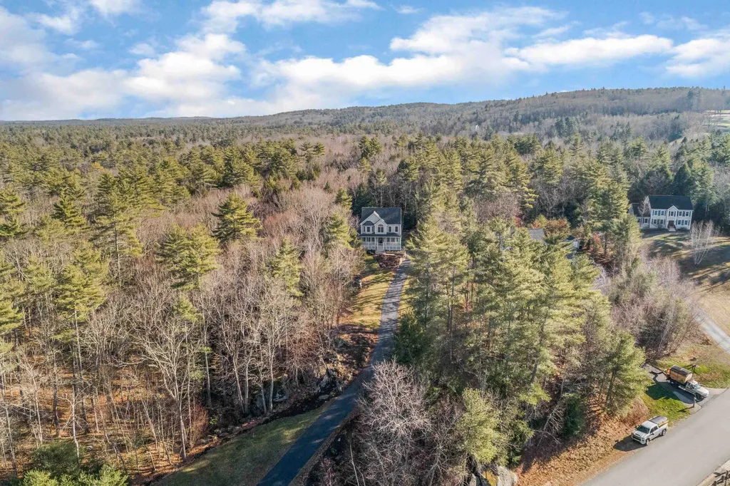35 Boulder Drive Barrington NH 03825