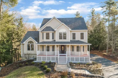 35 Boulder Drive Barrington NH 03825
