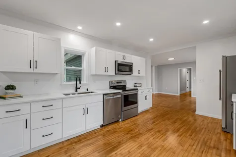 41 High Street Tilton NH 03276
