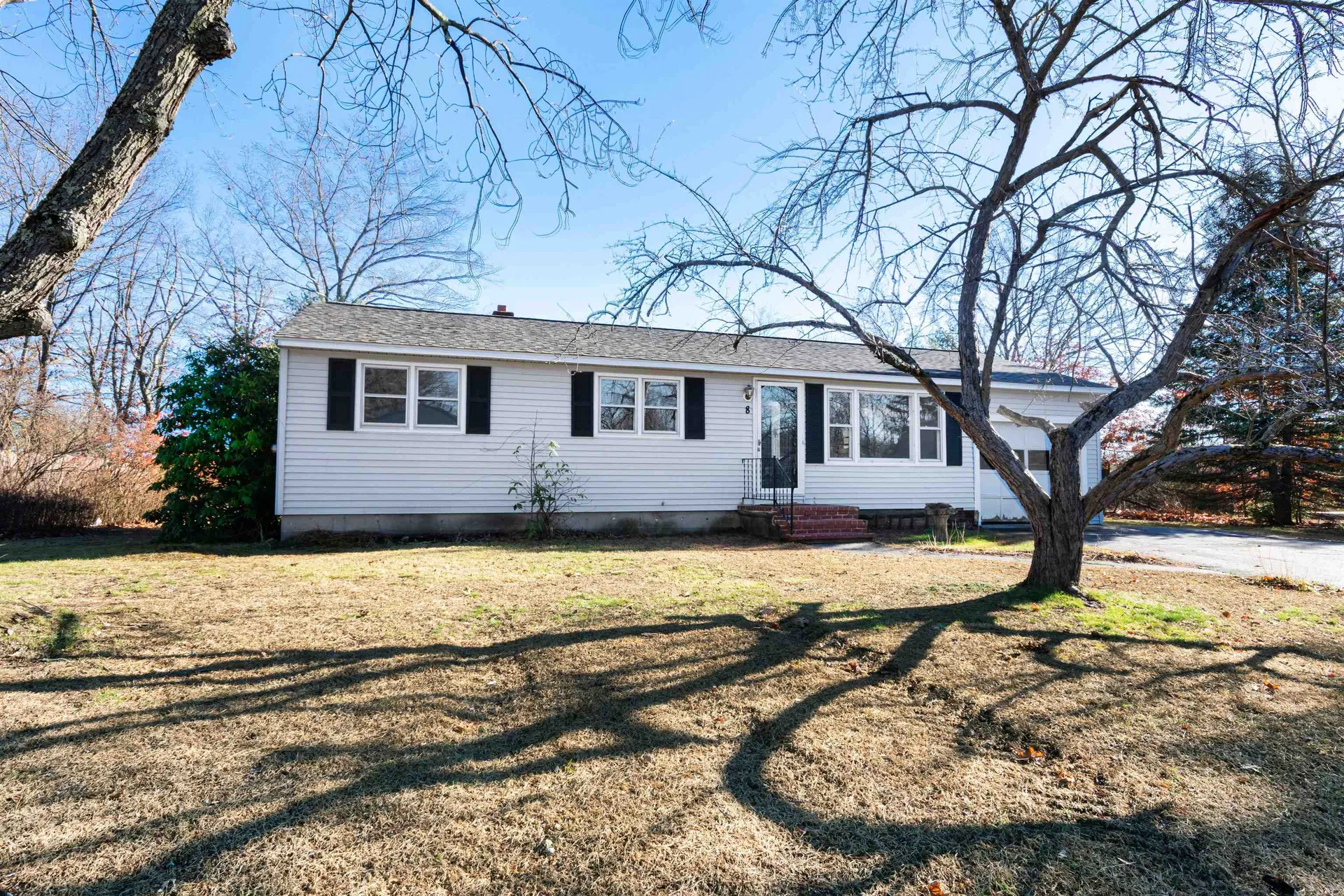 8 Oak Street Merrimack NH 03054