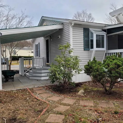 30 Granite Drive North Hampton NH 03862