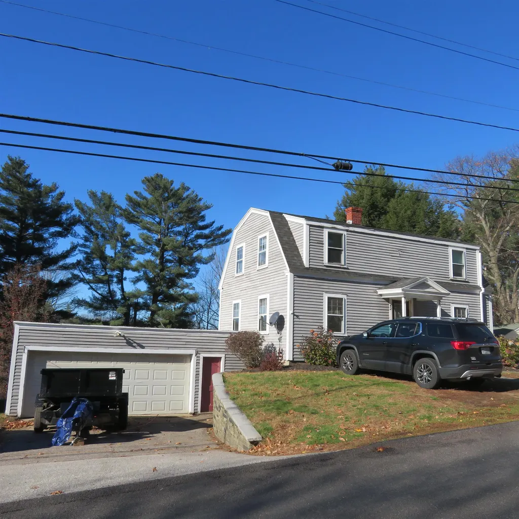 42 Ridgewood Avenue Gilford NH 03249