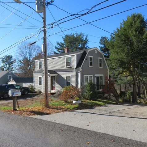 42 Ridgewood Avenue Gilford NH 03249