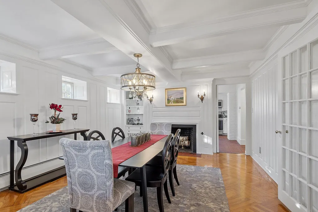 132 Range Road Windham NH 03087