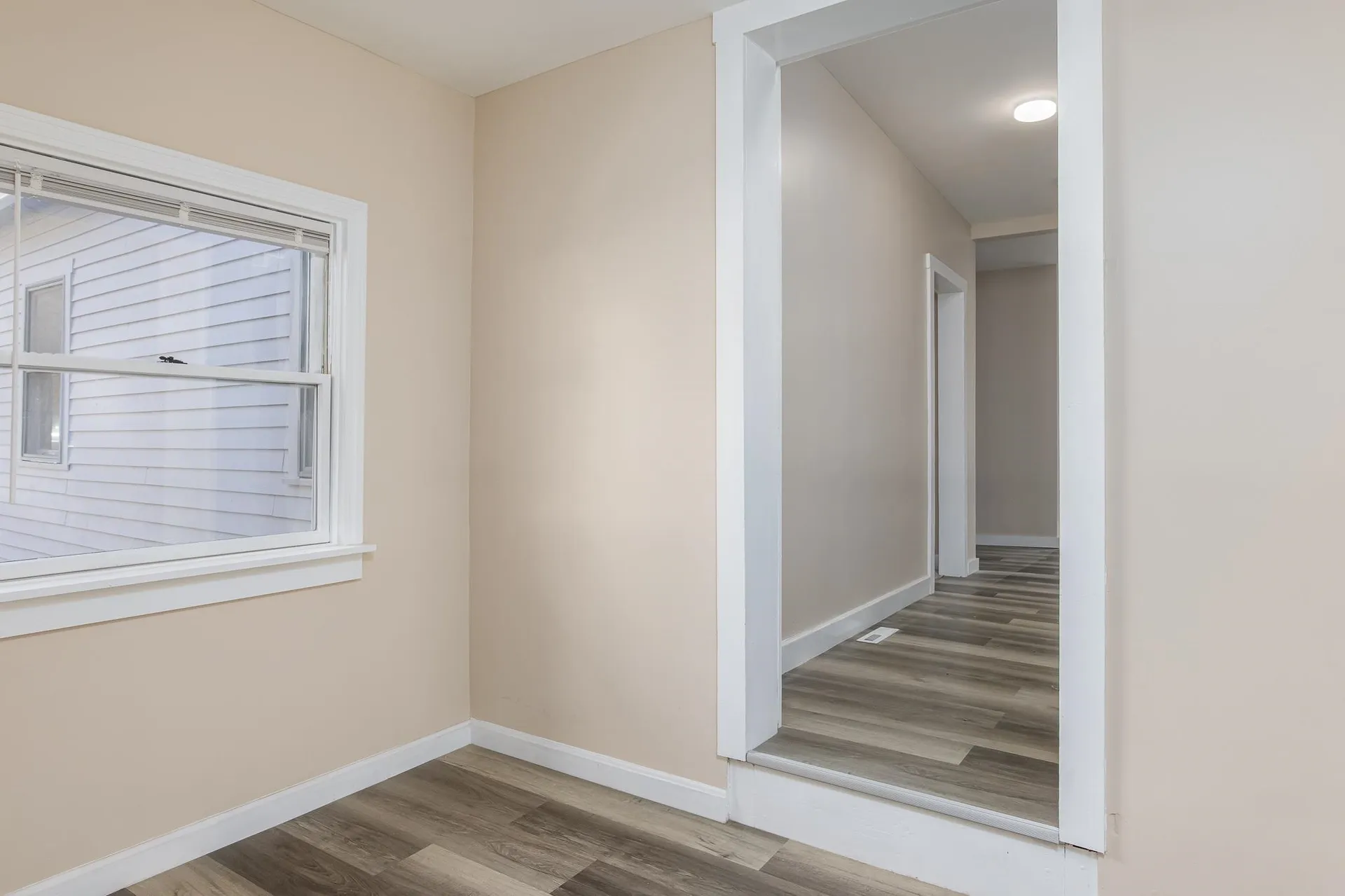 27 Lochwood Drive New Boston NH 03070