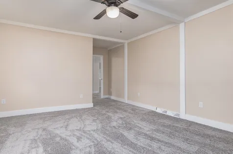 27 Lochwood Drive New Boston NH 03070