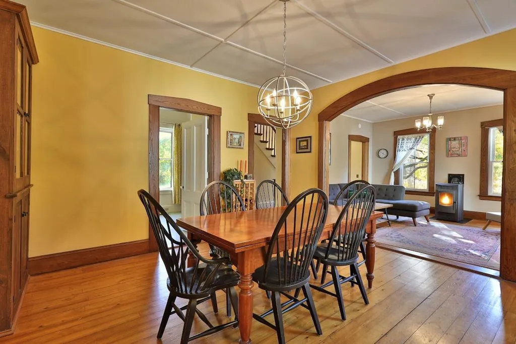 32 Paddock Road Springfield VT 05156