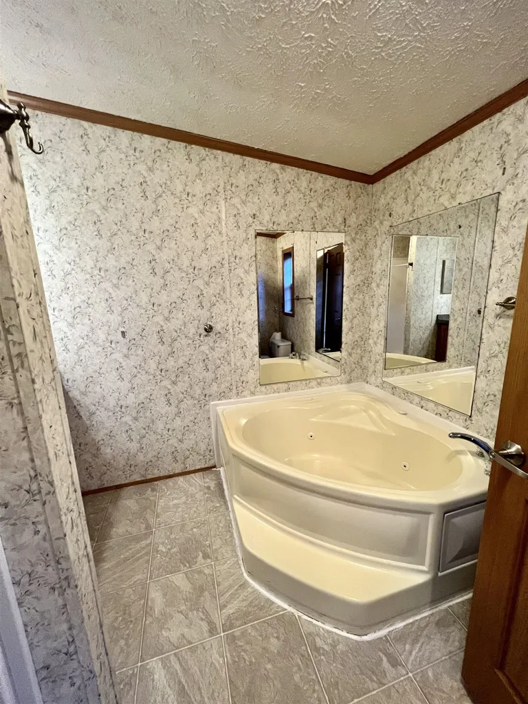 147 Long Shores Drive Barrington NH 03825