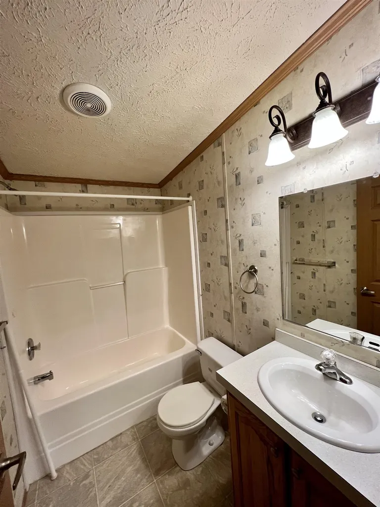 147 Long Shores Drive Barrington NH 03825