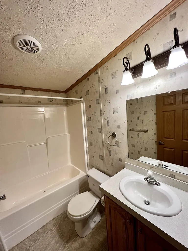 147 Long Shores Drive Barrington NH 03825
