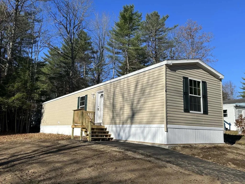 4 Pine Hill Road Tilton NH 03276