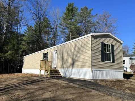4 Pine Hill Road Tilton NH 03276