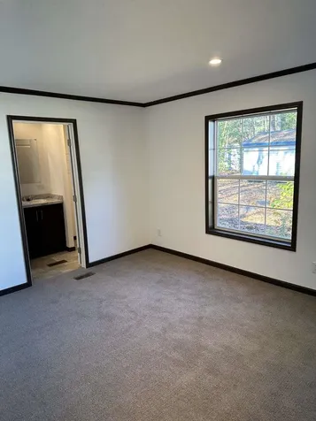 4 Pine Hill Road Tilton NH 03276