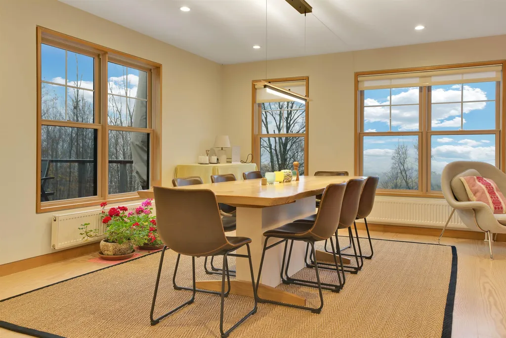 40 Follensbee Road Enfield NH 03748