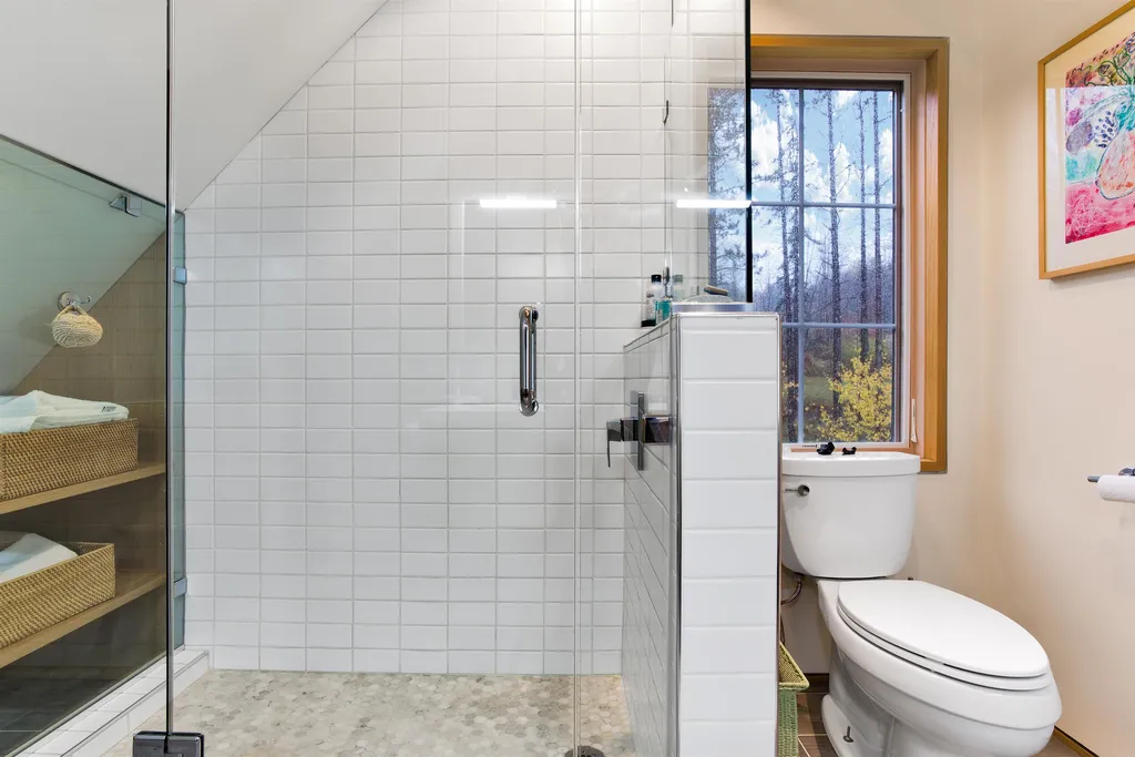 40 Follensbee Road Enfield NH 03748