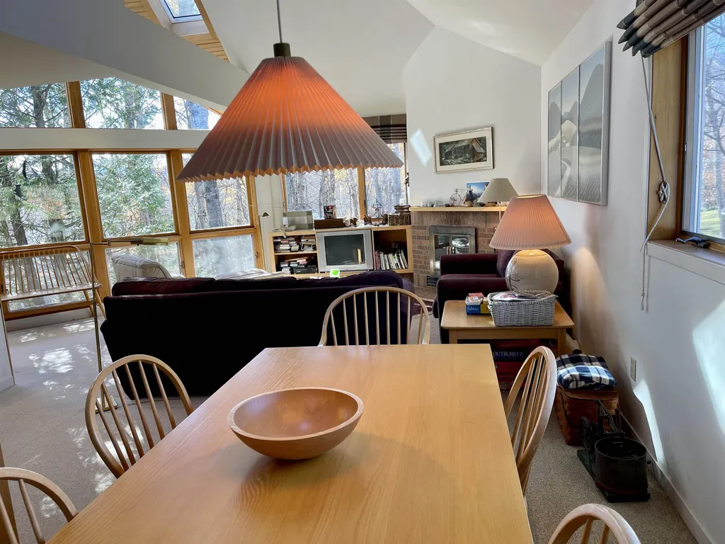 74 Broadway Road Warren VT 05674