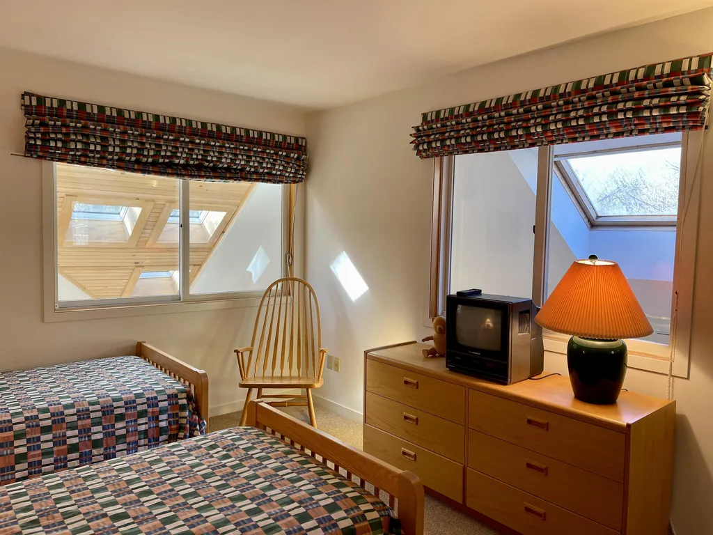 74 Broadway Road Warren VT 05674