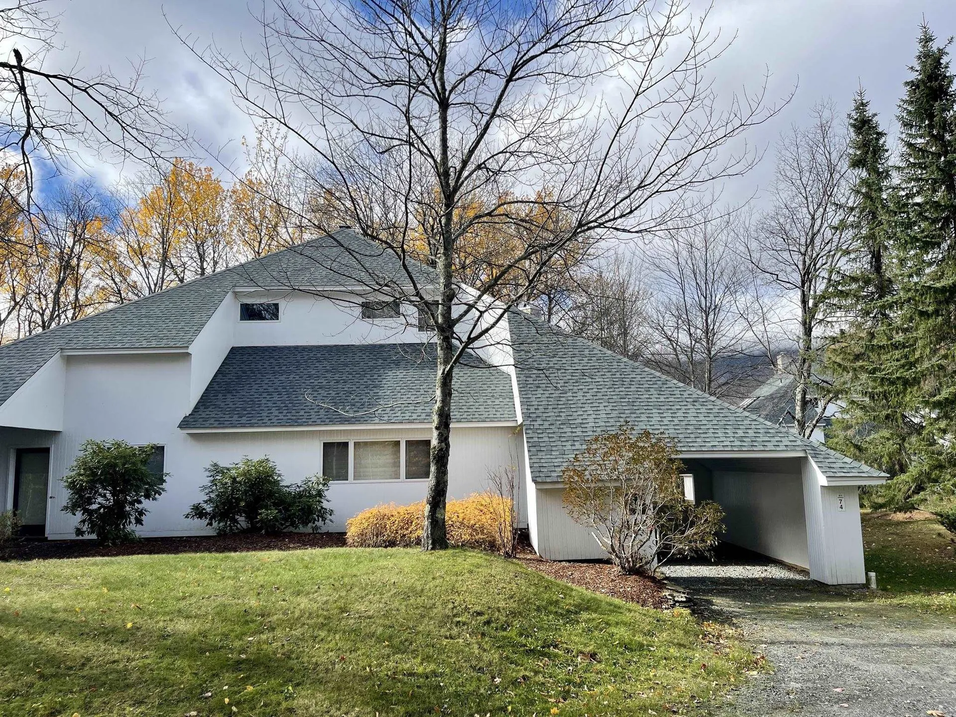 74 Broadway Road Warren VT 05674