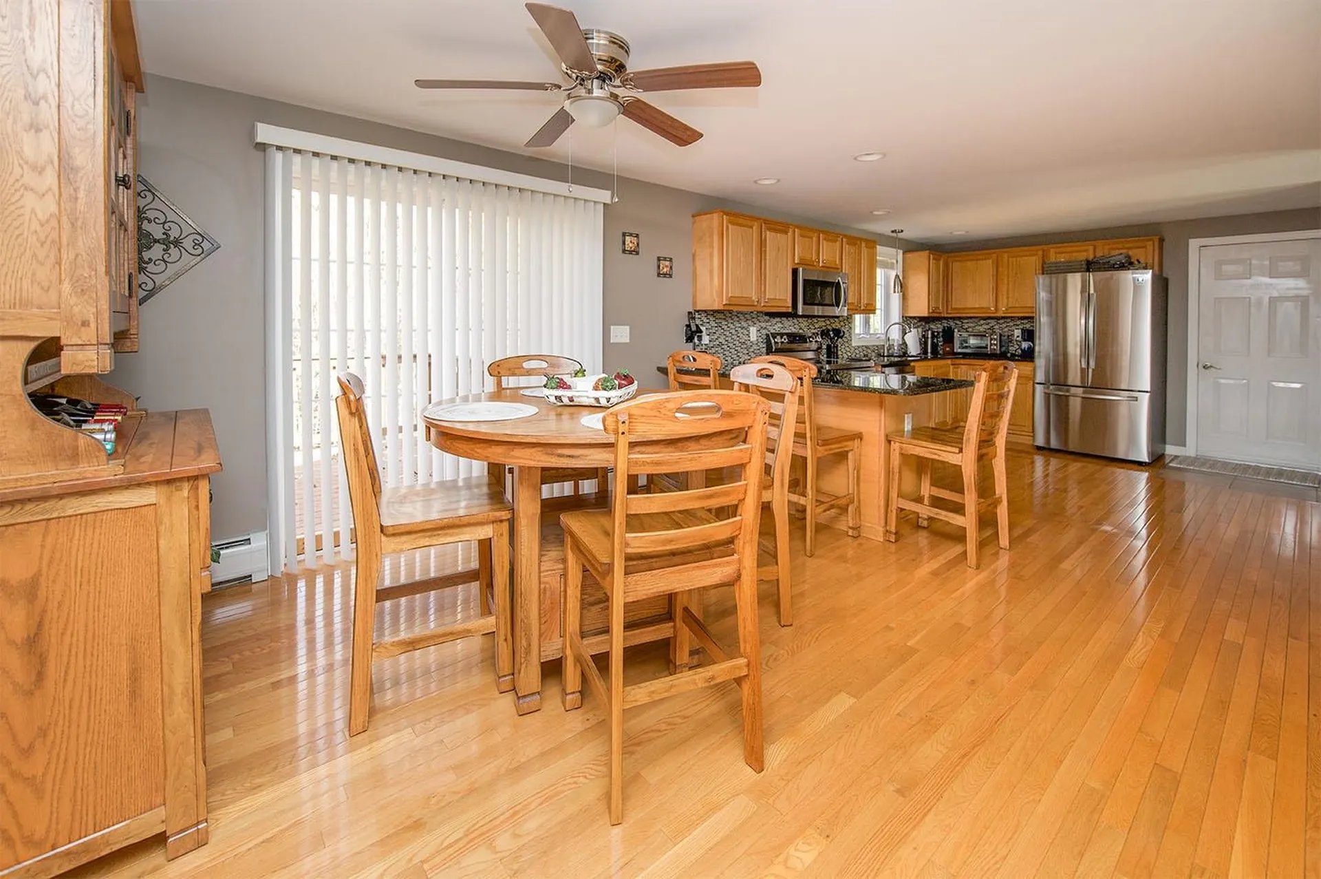 16 Strawberry Lane Raymond NH 03077