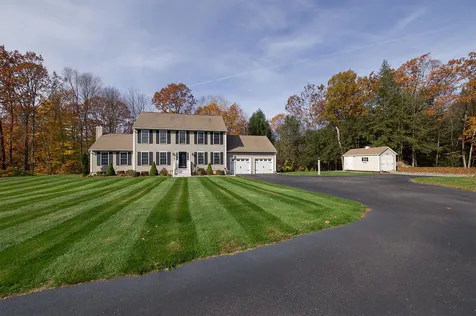 MLS: 4935300 MLS: 4935300