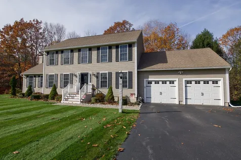 MLS: 4935300 MLS: 4935300