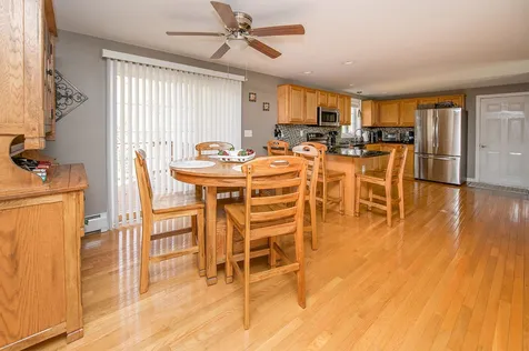 MLS: 4935300 MLS: 4935300