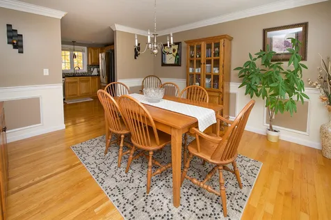 MLS: 4935300 MLS: 4935300