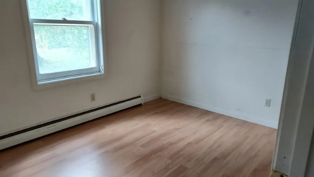 11 Troy Hill Road Swanzey NH 03446
