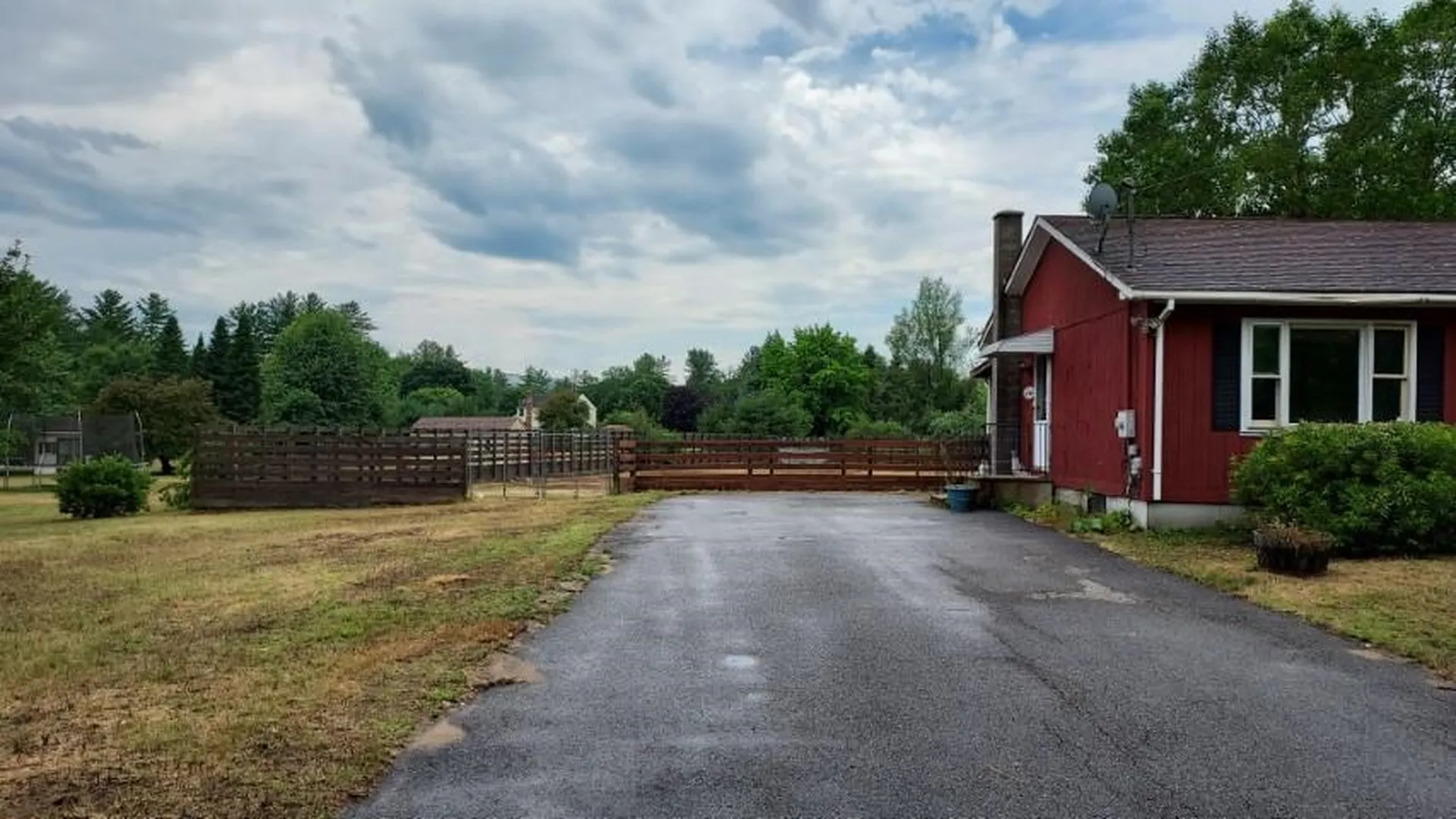 11 Troy Hill Road Swanzey NH 03446