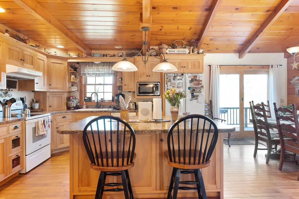 79 Sunshine Avenue Newport NH 03773