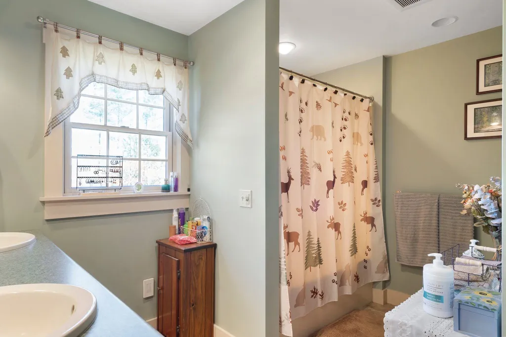 79 Sunshine Avenue Newport NH 03773