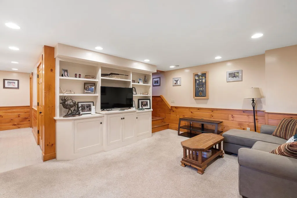 79 Sunshine Avenue Newport NH 03773